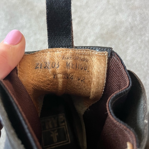 Vintage Frye Black Leather Ankle Boots with Buckle - Picture 5 of 6